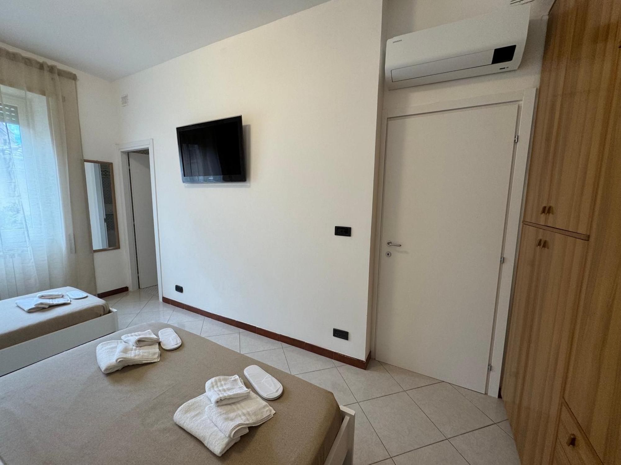 Vacanze Romane Apartment In Roma Ngoại thất bức ảnh